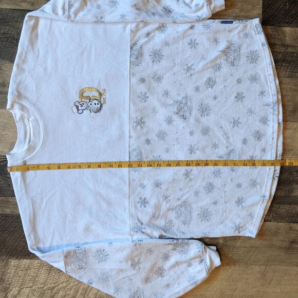 Disneyland Spirit Jersey Christmas Castle Snowflake Sweatshirt - Picture 5 of 7